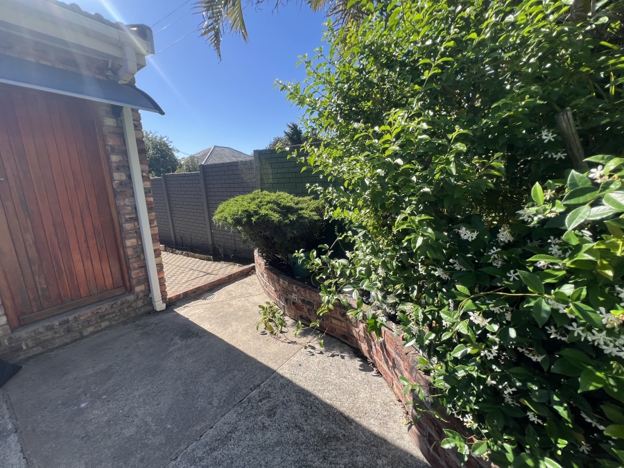 3 Bedroom Property for Sale in Berea Eastern Cape